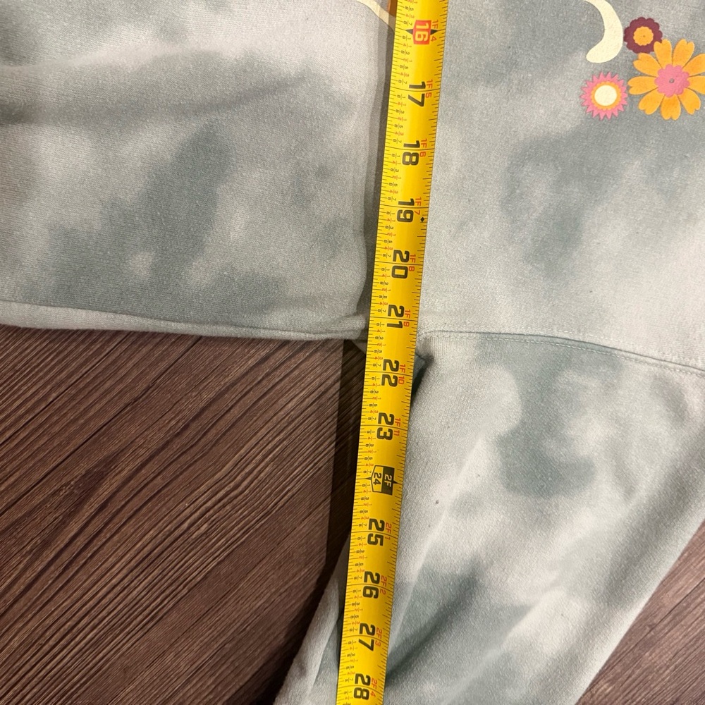 Wound Up Mint Green Sweatshirt - Picture 5 of 7
